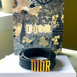 DIOR BUCKLE BELT